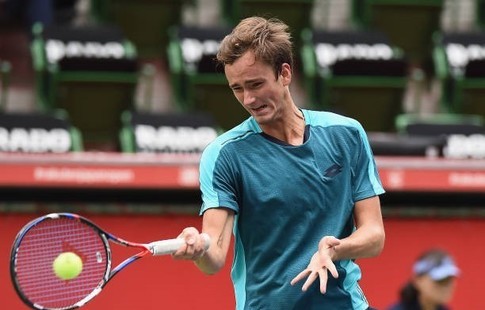 Украинец Долгополов уничтожил жителя России Медведева в первом круге турнира в Токио