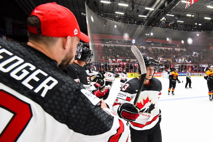 Канада стартовала с победы на чемпионате мира по хоккею