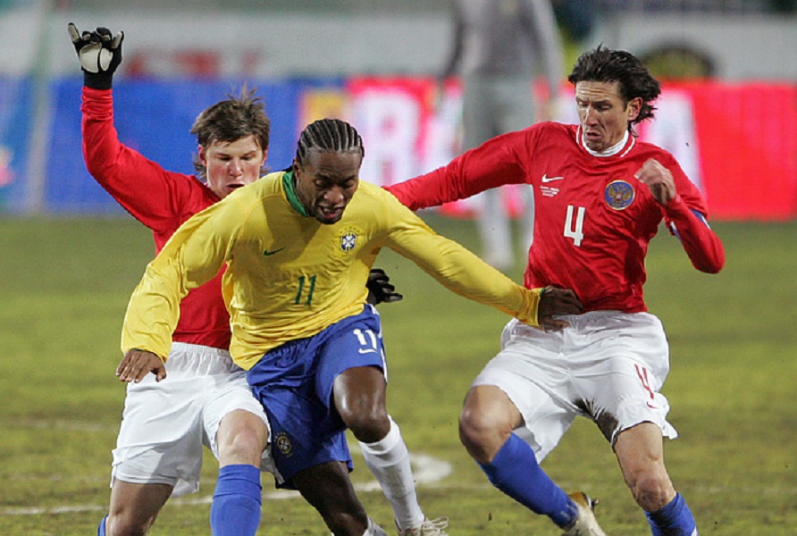 Экс-вратарь сборной Бразилии Луис заявил, что хотел бы посмотреть матч Россия - Бразилия
