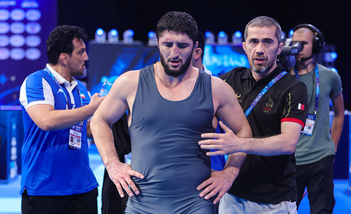 Садулаев из-за травмы отказался от участия в бронзовом финале ЧМ по борьбе