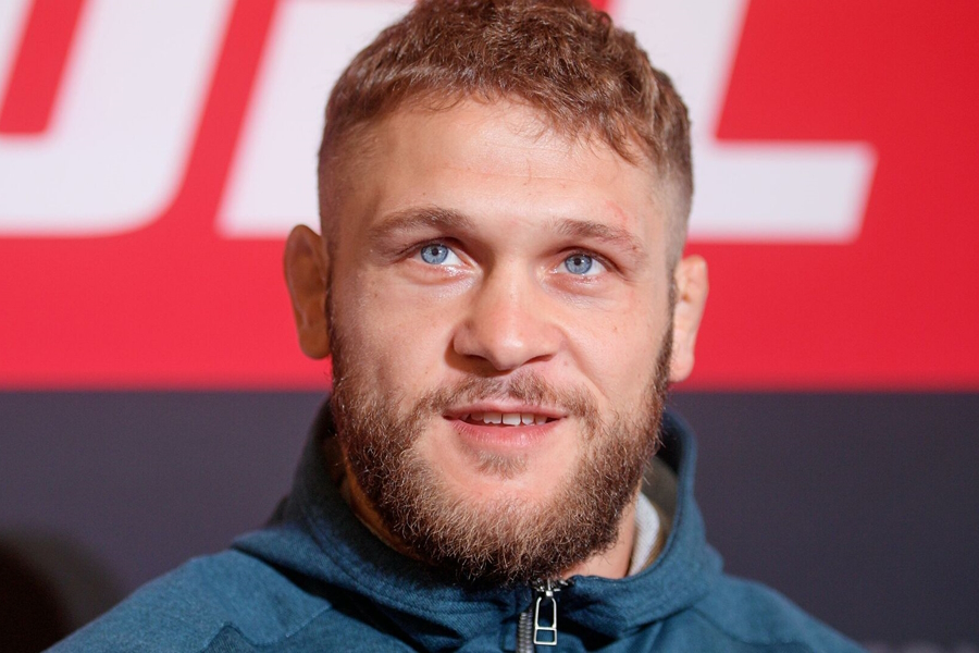 Боец UFC Физиев ответил на критику Махачева