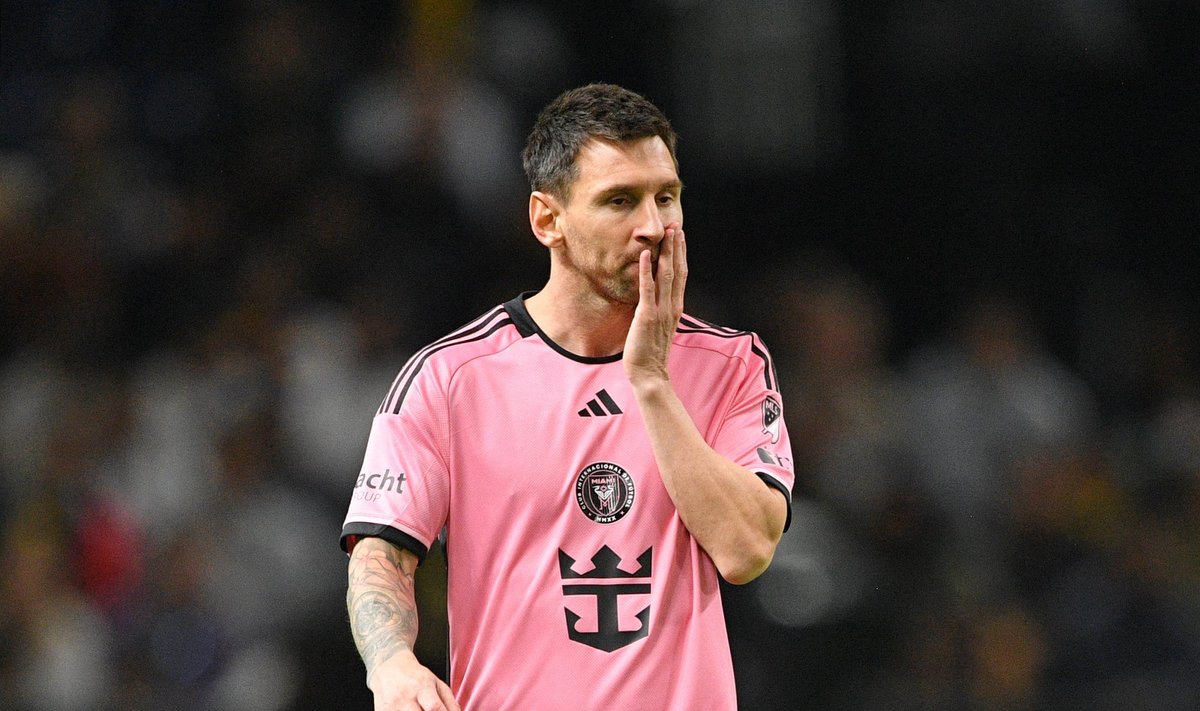 Таблица лионеля месси 2020. Лионель месси статистика за карьеру. Лионель месси голов за карьеру. Голы месси за всю карьеру. Статистика лео месси по годам.