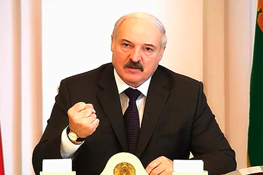 Лукашенко призвал белорусов, которые поедут на Олимпийские игры в нейтральном статусе набить им морду