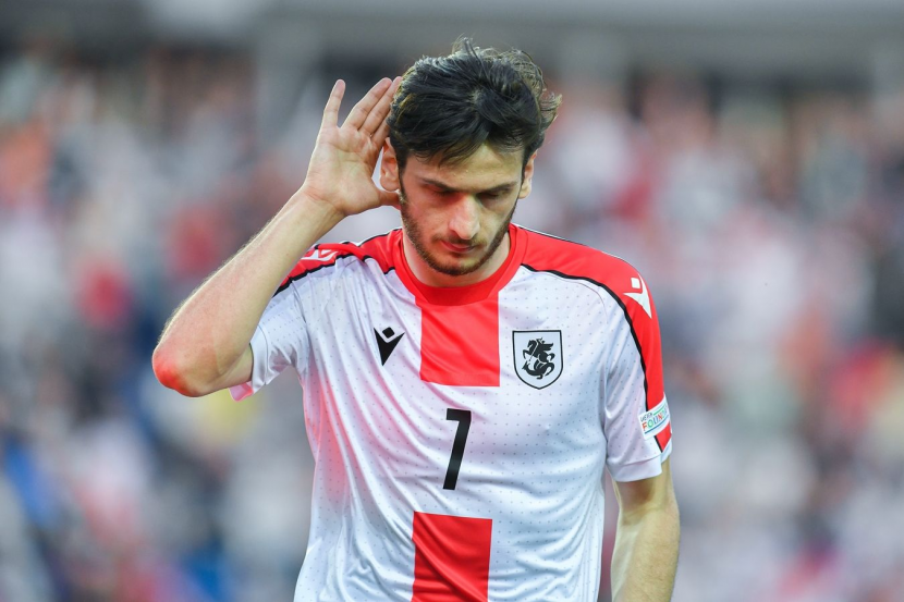 В Наполи высказались о новом контракте с Кварацхелией