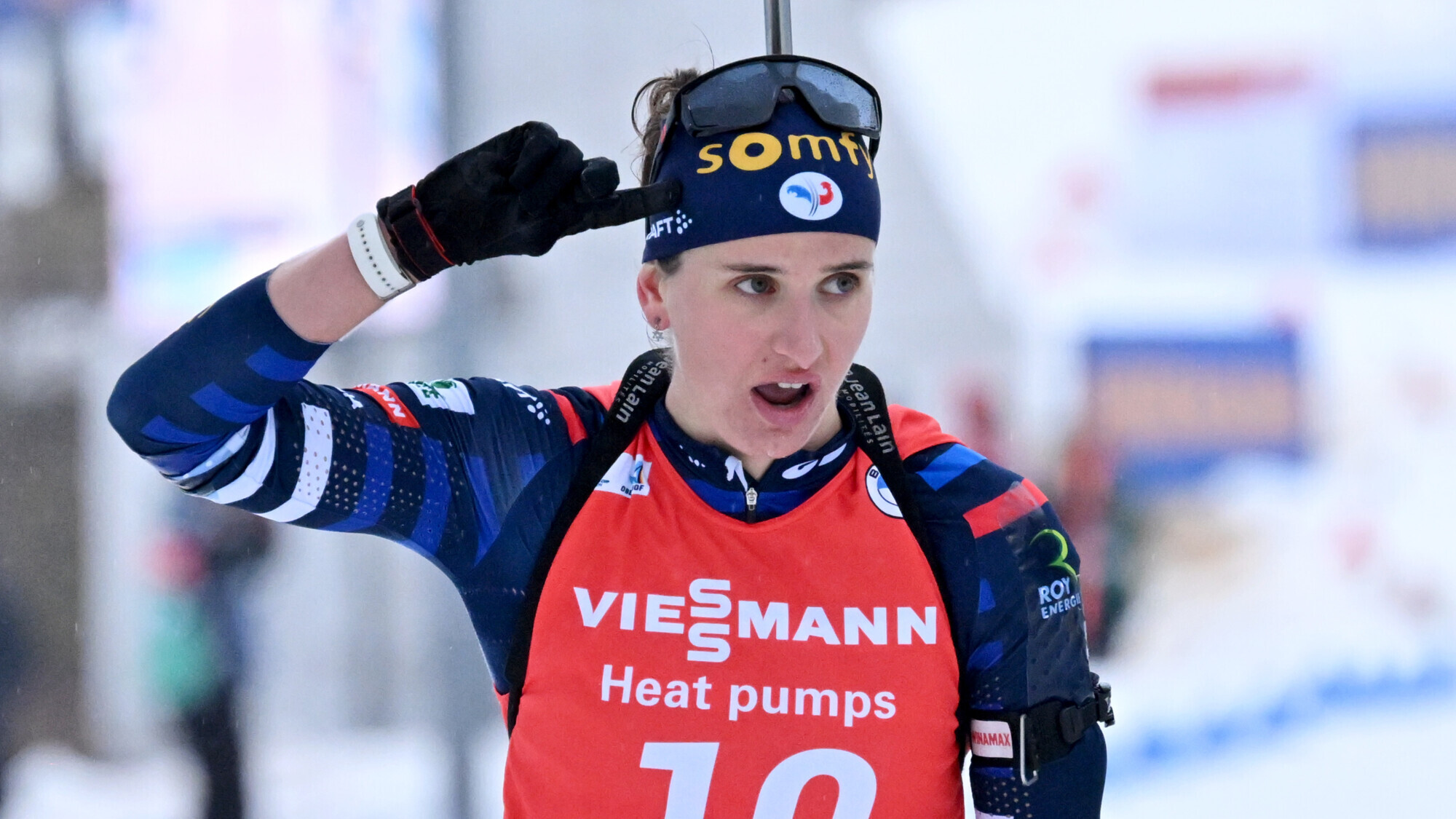 Легендарная биатлонистка Симон дисквалифицирована за мошенничество