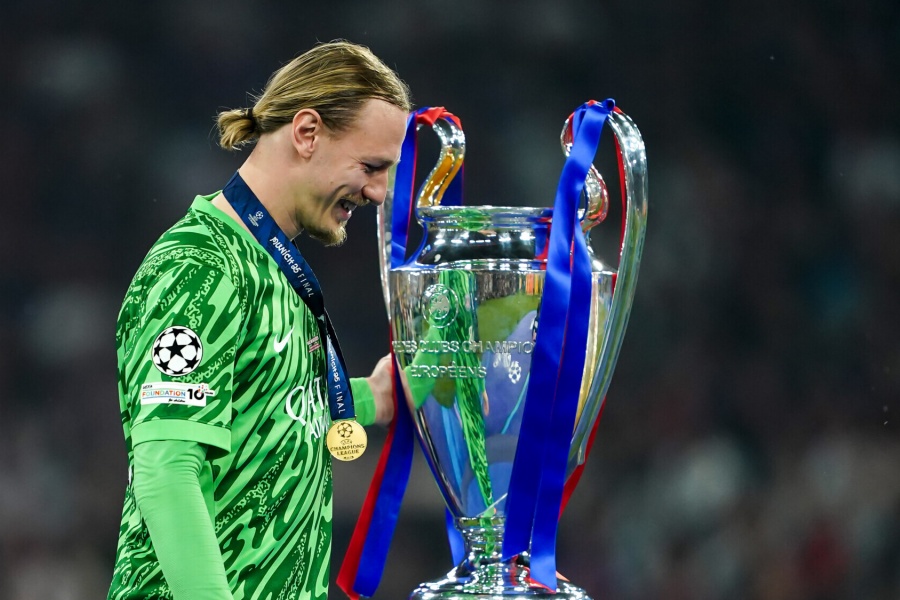 Колыванов посоветовал Сафонову уйти из Пари Сен-Жермен, если он хочет играть