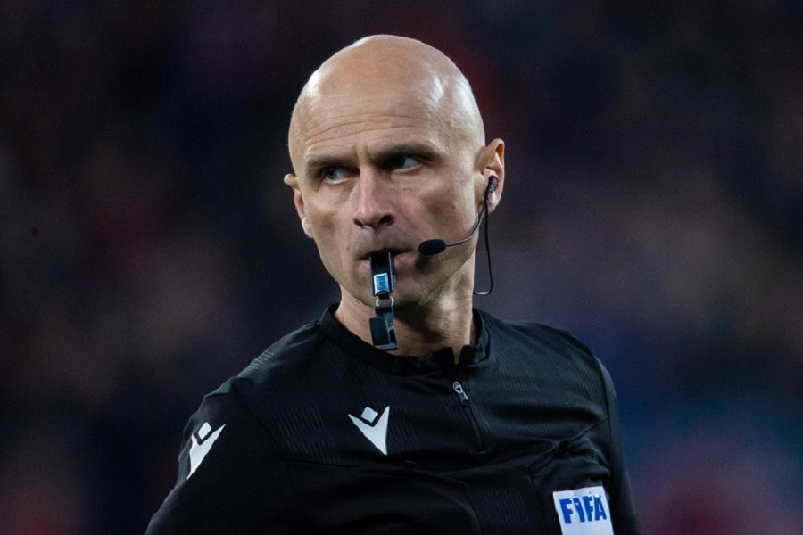 Карасёв испортил очередное дерби. Некоторые решения выглядят абсурдом