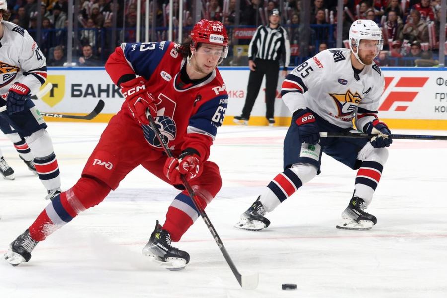 Металлург обыграл Локомотив в битве лидеров Конференций