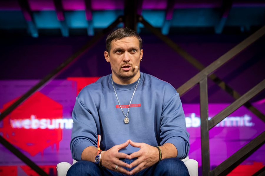 Украинский боксёр Усик рассказал, почему хочет подраться с американцем Уайлдером