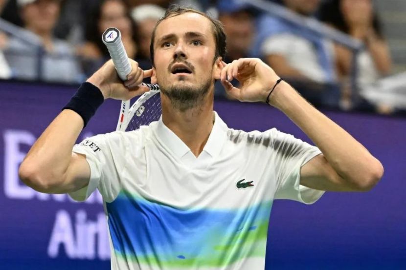 Медведев: С Синнером и Алькарасом сложно. Они просто демонстрируют теннис более высокого уровня