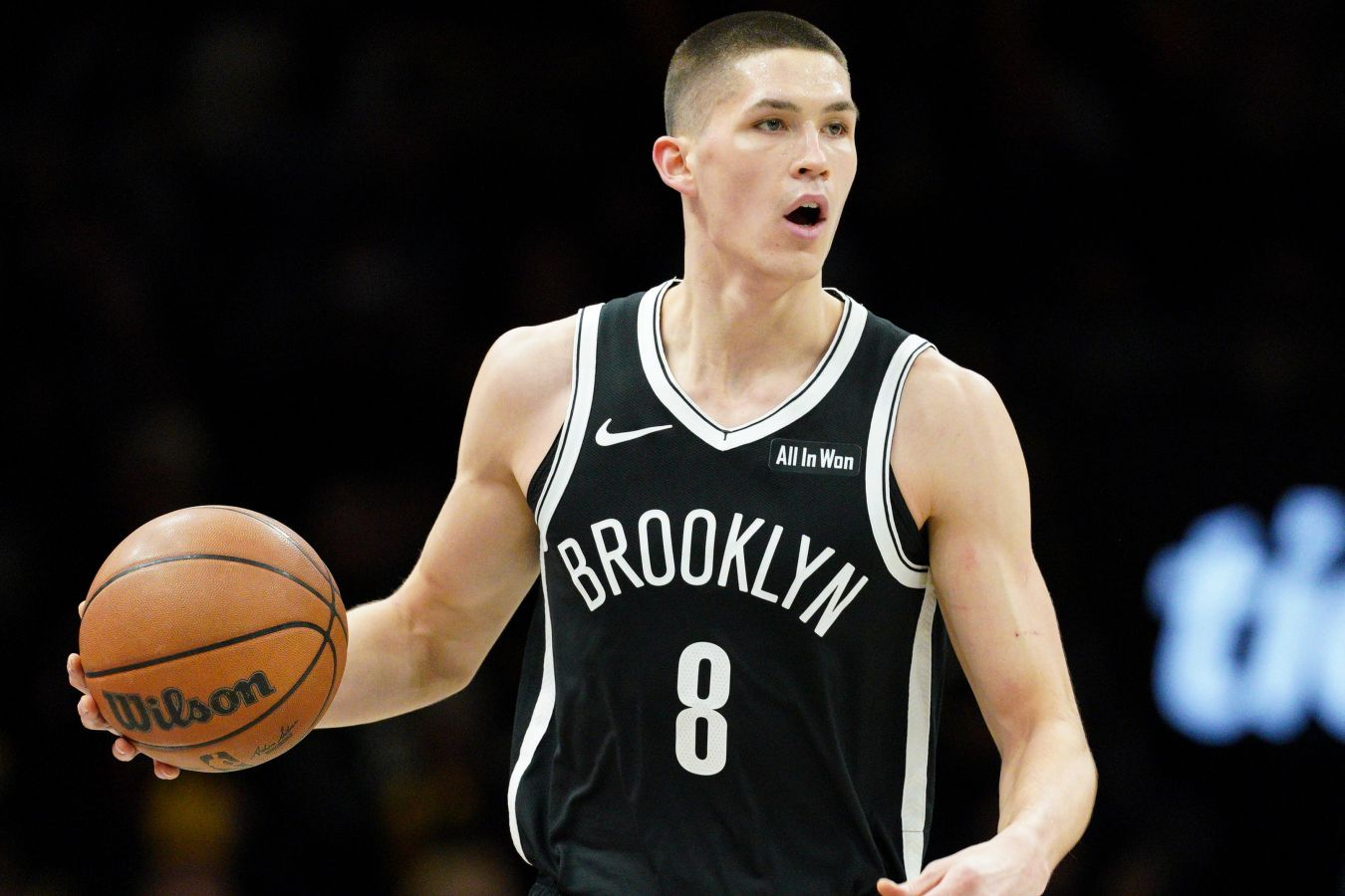 "Бруклин" уверенно обыграл "Вашингтон" в матче НБА, Дёмин набрал 4 очка