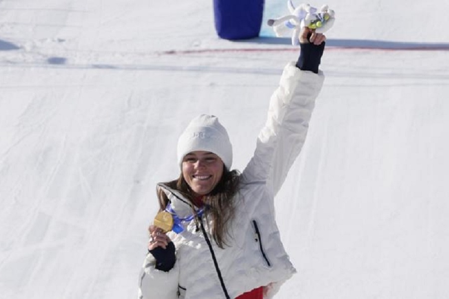 Вторая за сутки американская спортсменка сломала золотую медаль на Олимпиаде