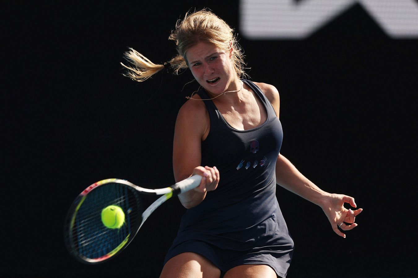 Захарова уступила Остапенко на старте турнира в Дохе