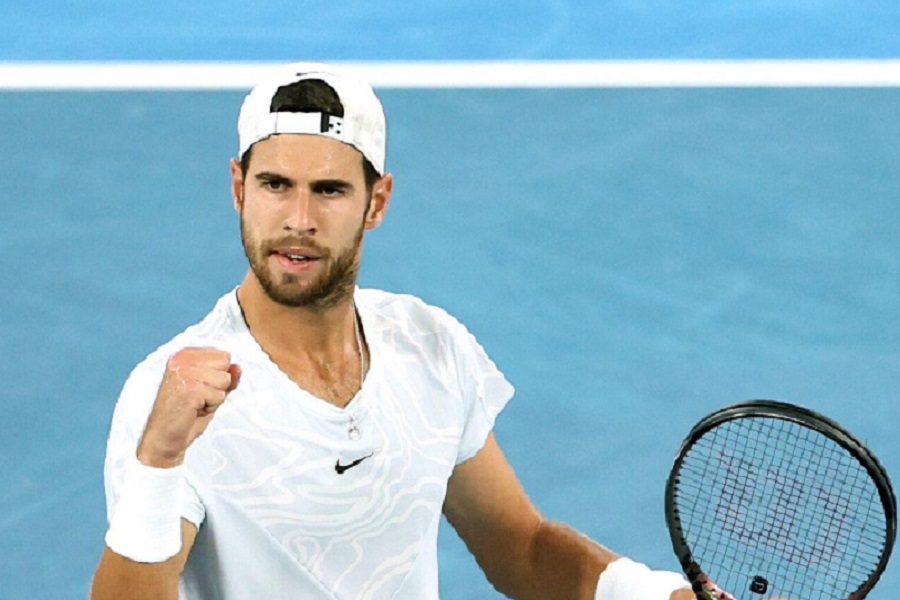 Хачанов вышел во второй круг турнира, с которого вылетел Медведев