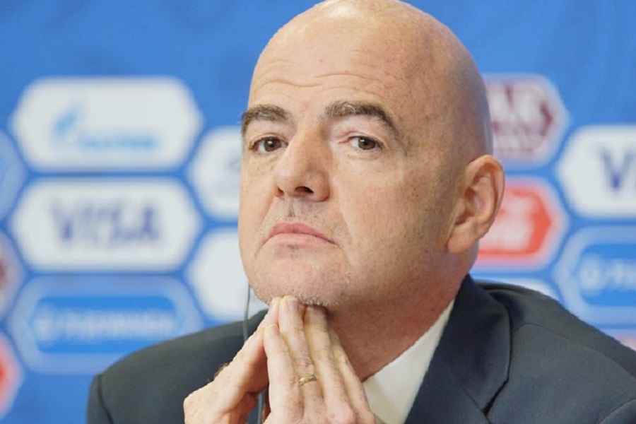 МОК отказался наказывать Инфантино за бейсболку с надписью США