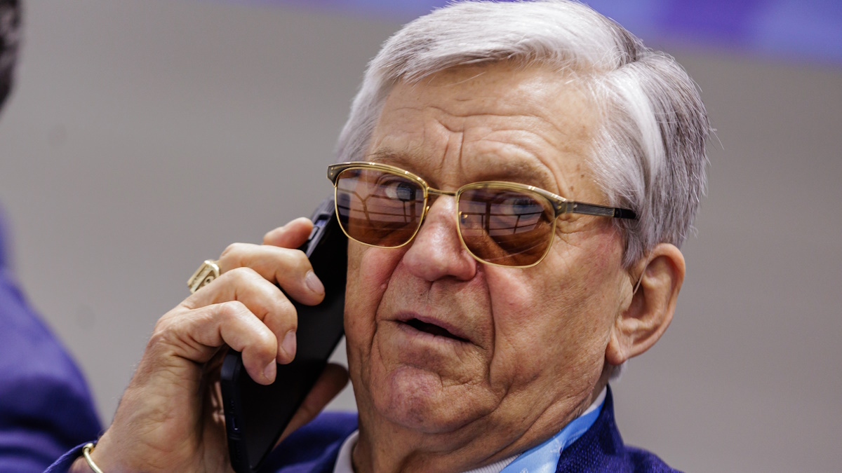 Тихонов: Жалею, что ещё раньше не уехал из России в Белоруссию