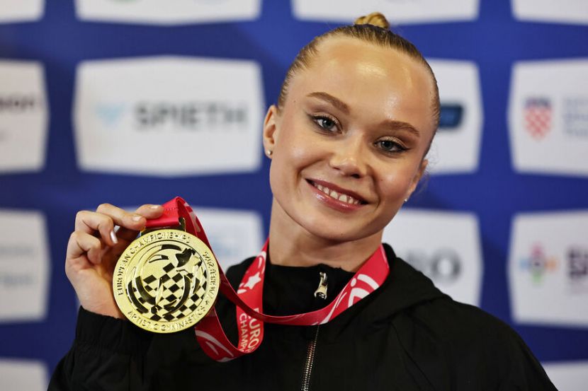 Ангелина Мельникова