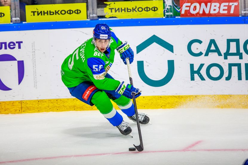 Александр Хмелевски