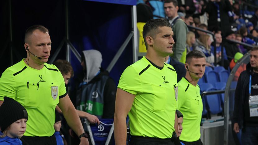 ����� ���