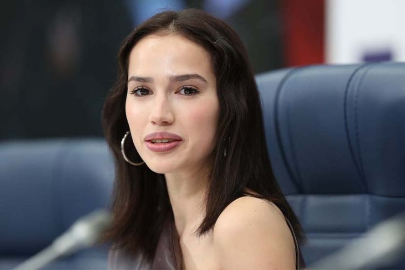Алина Загитова