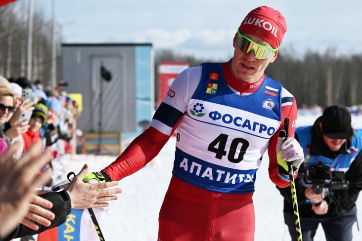 Александр Большунов