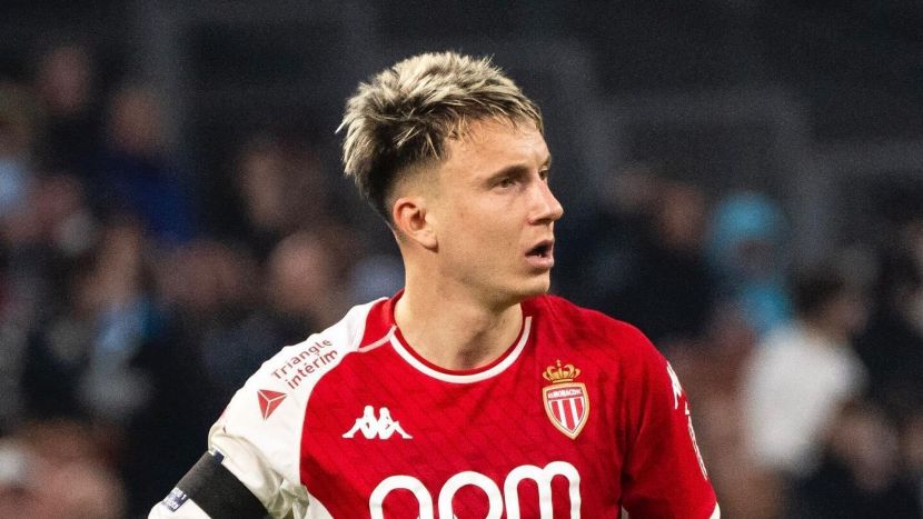 Александр Головин