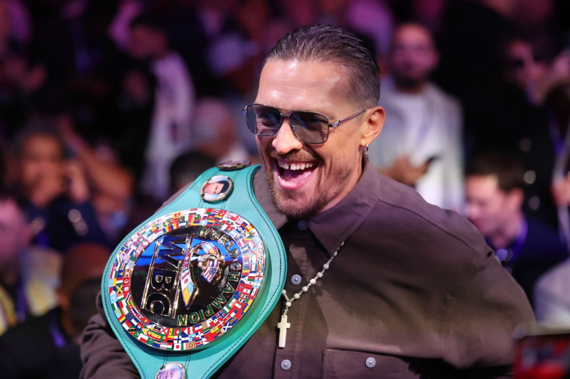 Александр Усик