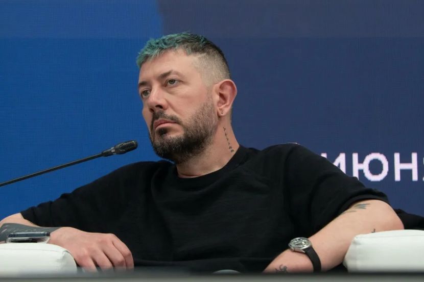 Артемий Лебедев