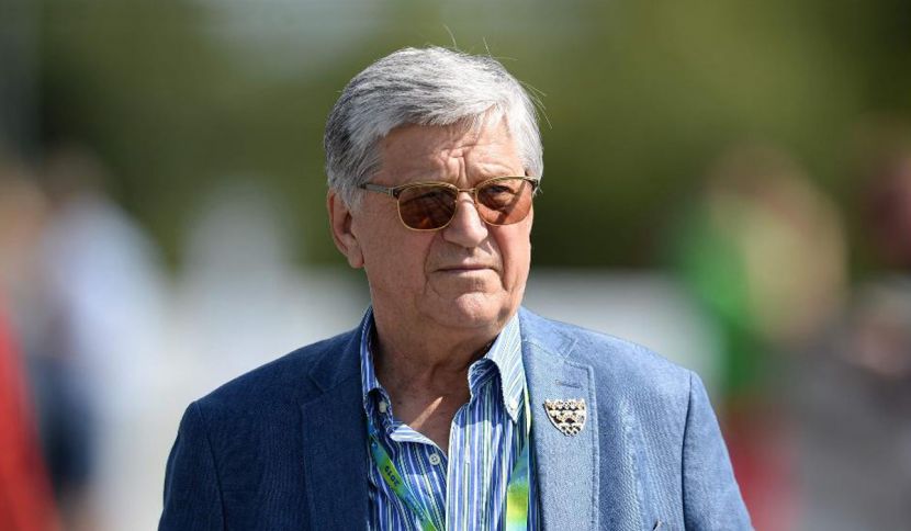 Александр Тихонов