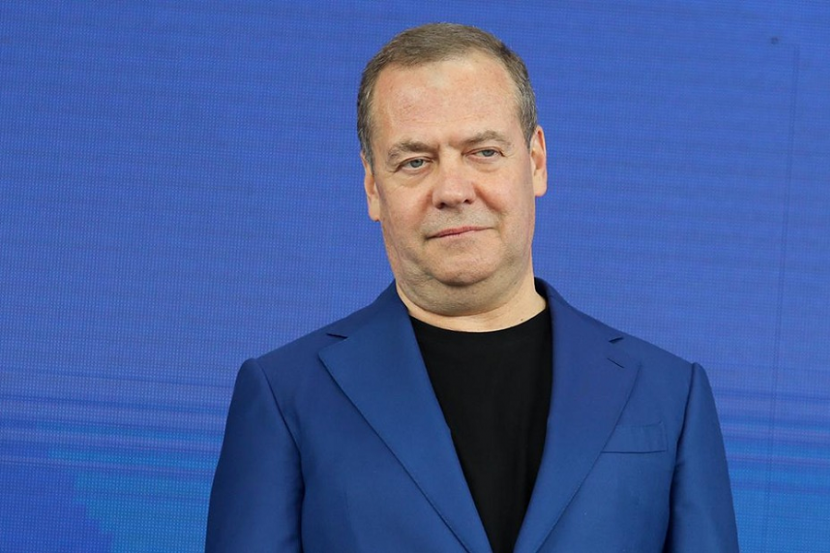 Дмитрий Медведев