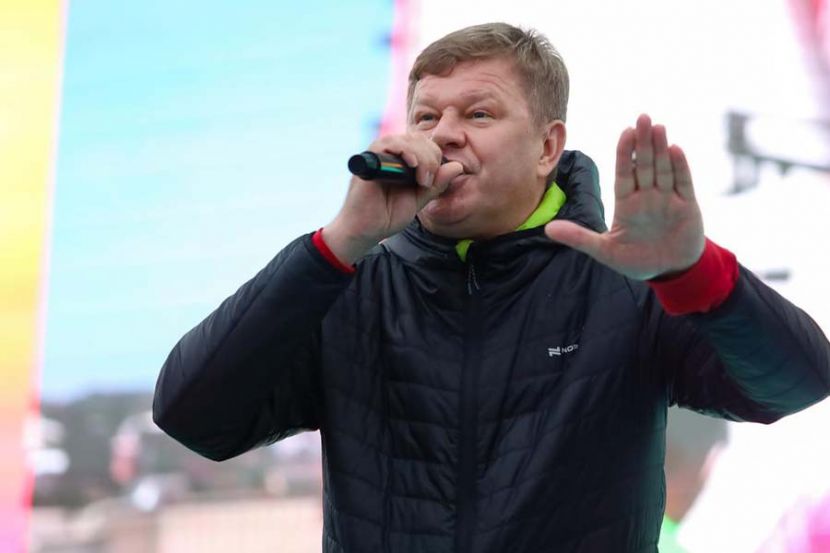 Дмитрий Губерниев