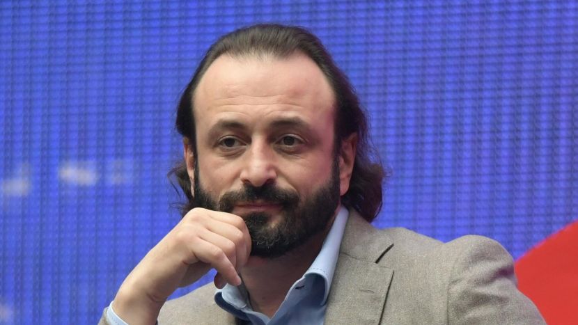 ���� �������