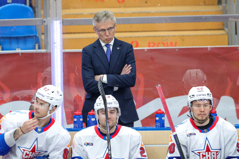 Игорь Ларионов