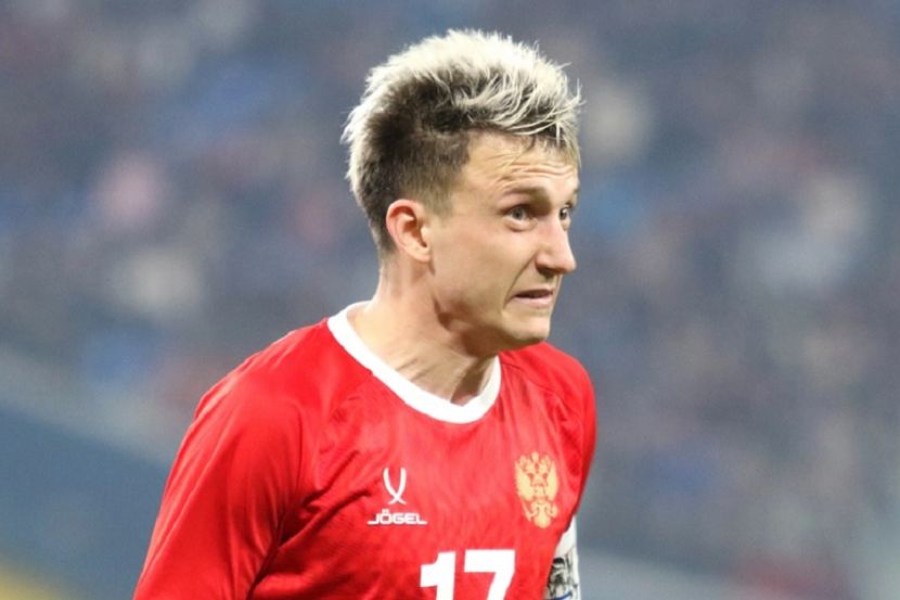 Александр Головин