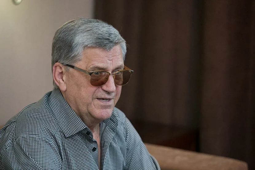 Александр Тихонов
