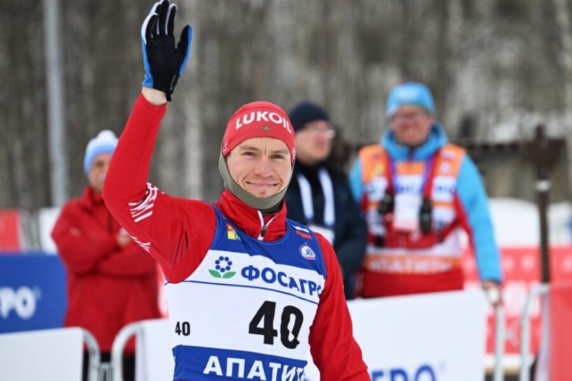 Александр Большунов