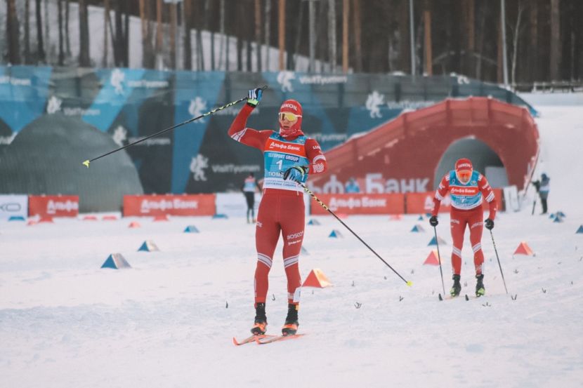 Александр Большунов