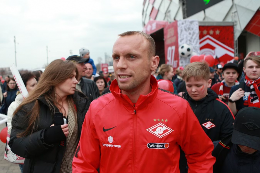 Денис Глушаков
