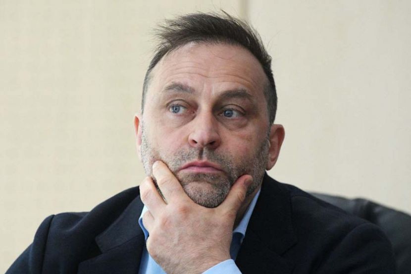 Дмитрий Свищёв