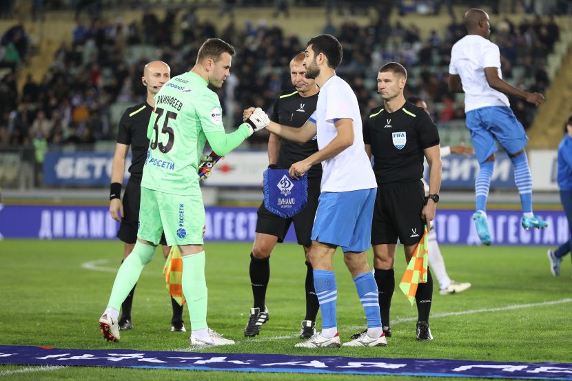 Игорь Акинфеев