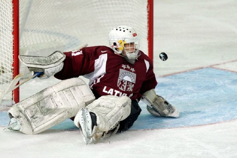 ����� ����