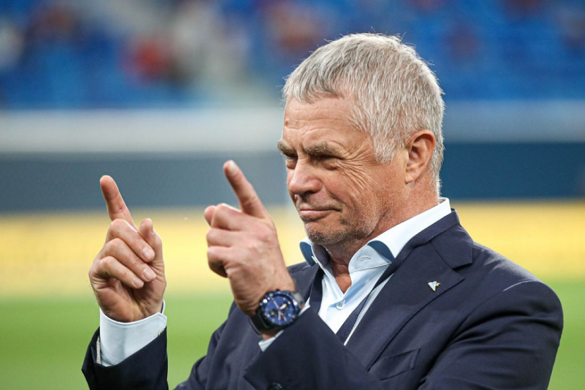 Александр Медведев
