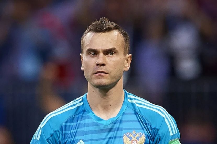 Игорь Акинфеев